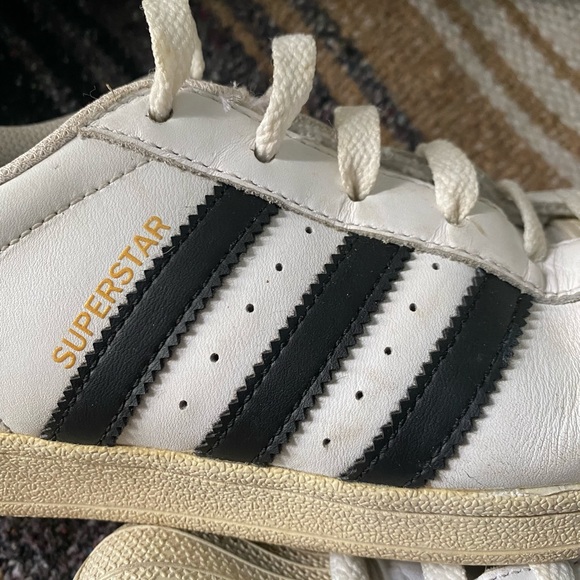 Adidas Shell Toe Superstar - Picture 4 of 7